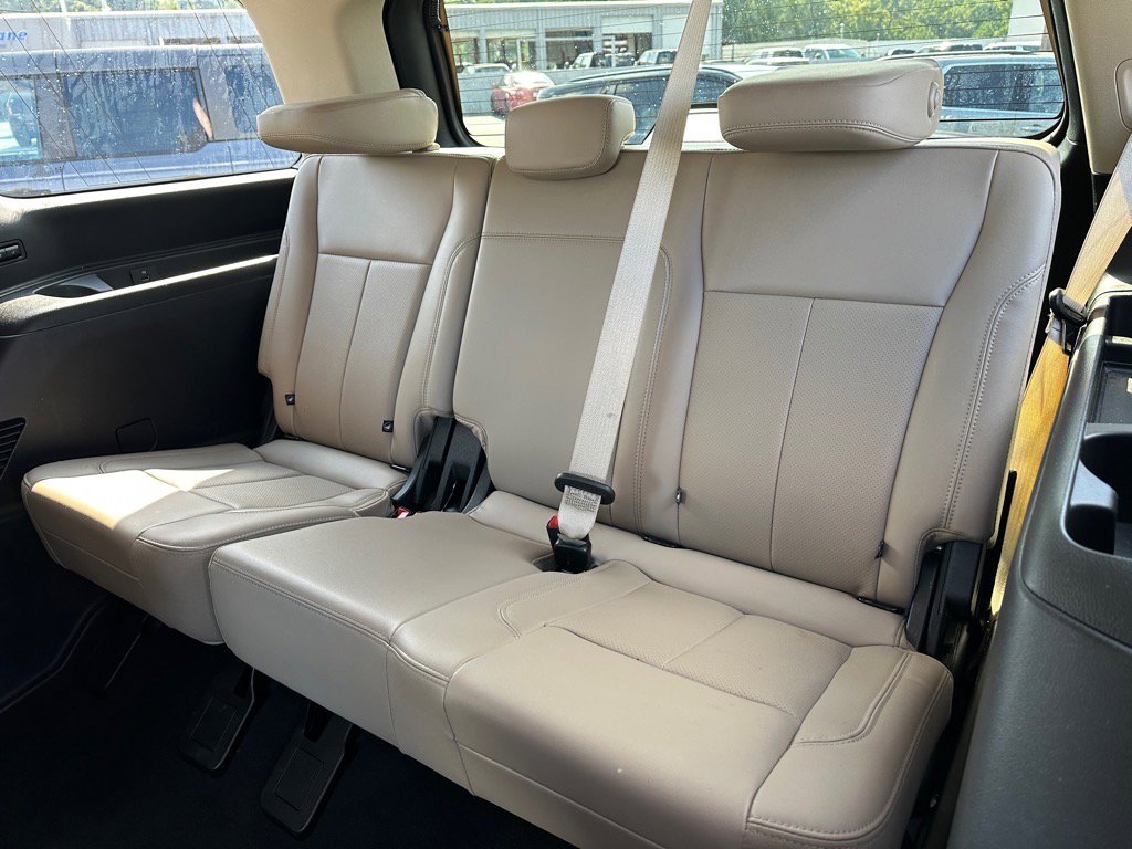 Certified 2024 Ford Expedition XLT image 14