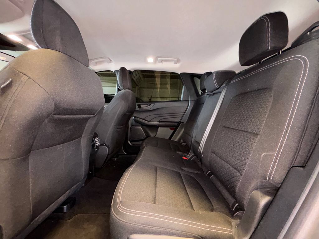 Certified 2025 Ford Escape Active AWD/4WD image 26