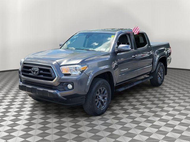 Used 2022 Toyota Tacoma SR5 w/ Technology Package RWD image 3