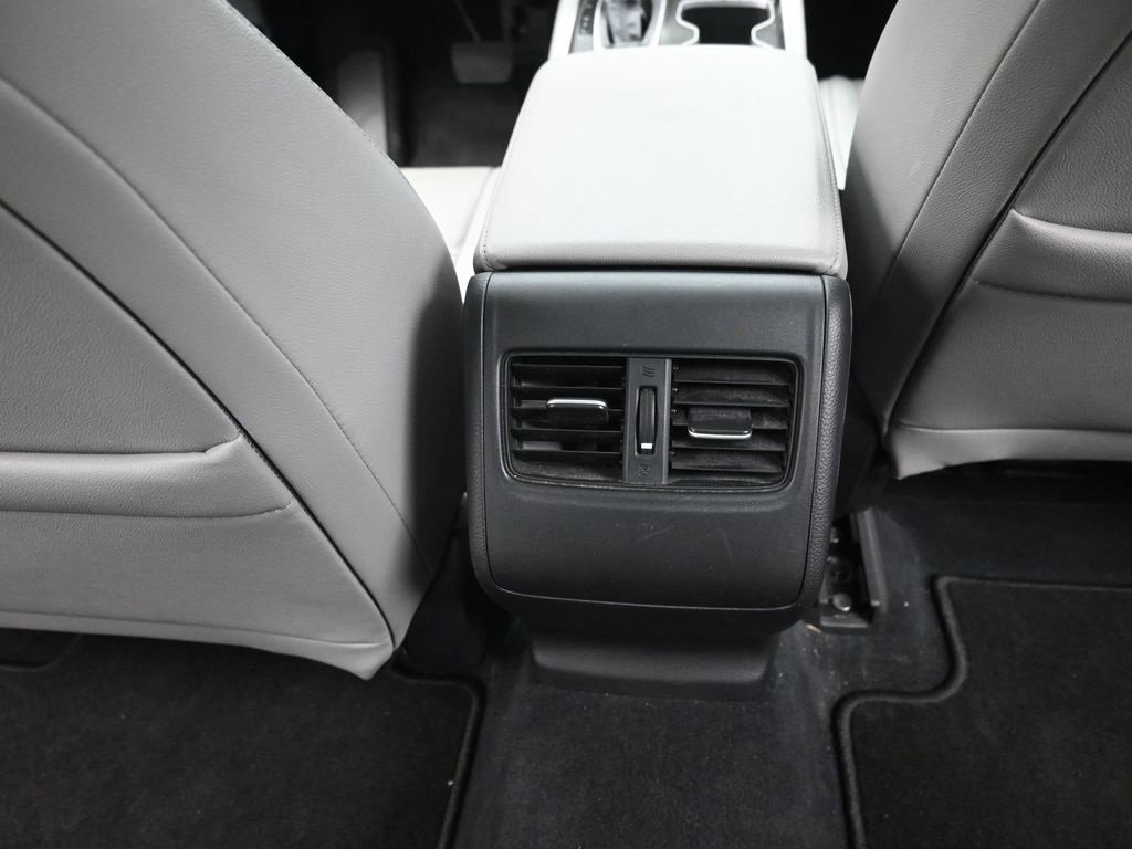 Used 2019 Honda Accord EX-L image 17