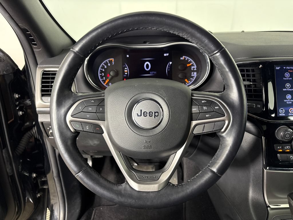 Used 2020 Jeep Grand Cherokee Altitude AWD/4WD image 17