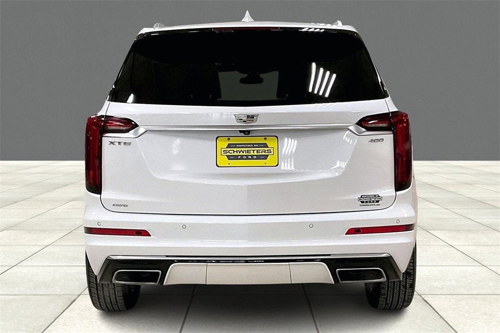 Used 2024 Cadillac XT6 Premium Luxury image 4