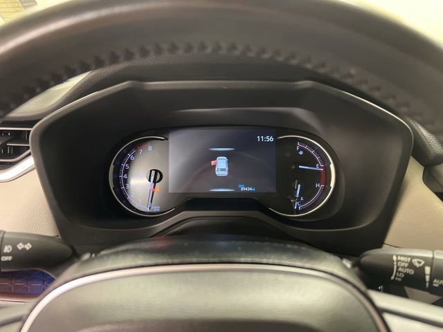 Used 2021 Toyota RAV4 Limited image 17