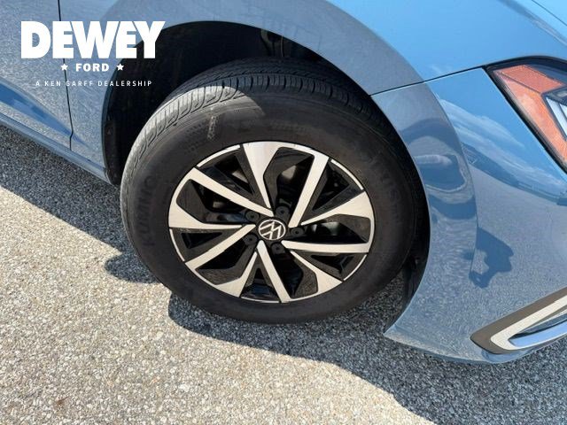 Used 2025 Volkswagen Jetta S FWD image 32