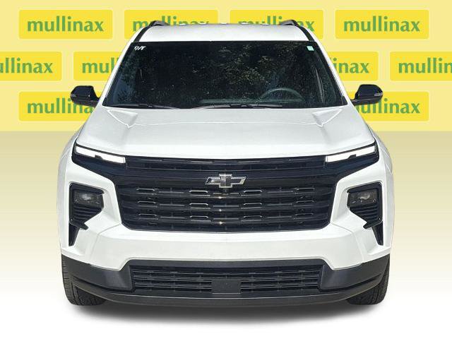 Used 2026 Chevrolet Traverse LT w/ Midnight/Sport Edition FWD image 14