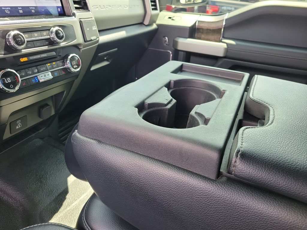 Certified 2022 Ford F350 Lariat AWD/4WD image 29