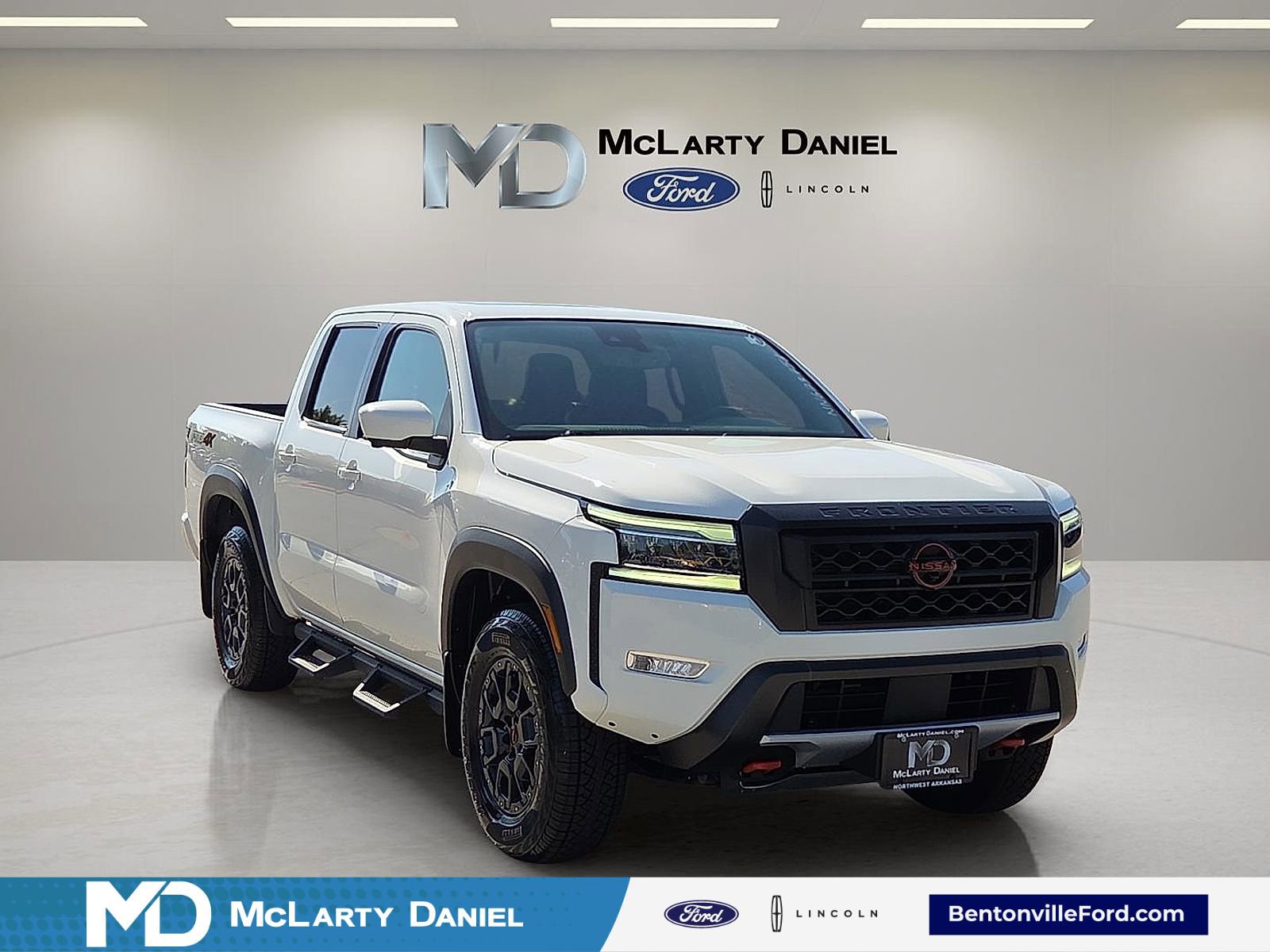 Used 2022 Nissan Frontier PRO-4X w/ Pro-4X Premium Package