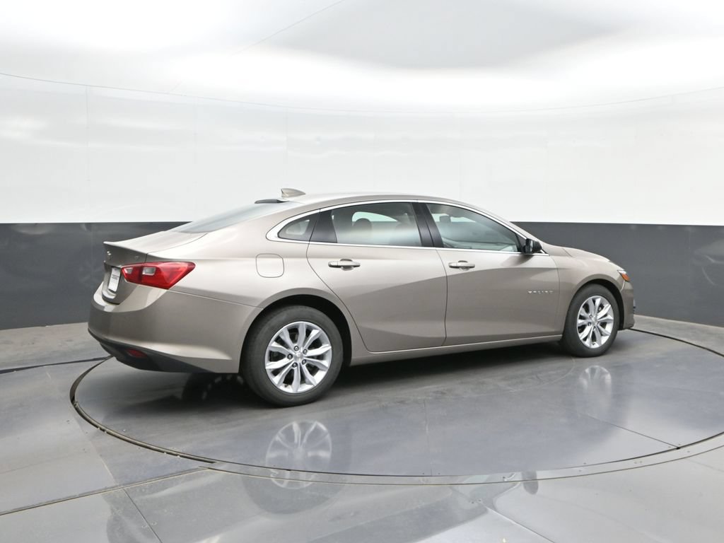 Used 2025 Chevrolet Malibu LT FWD image 15