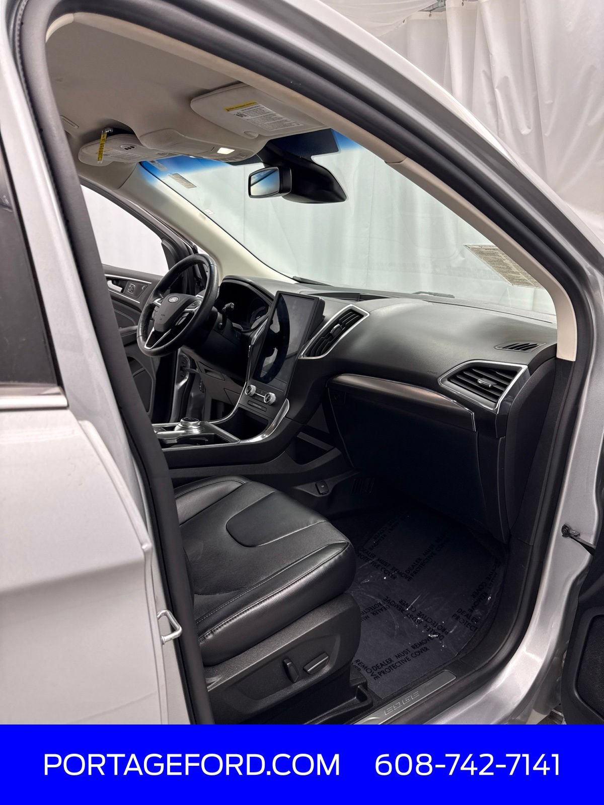 Certified 2022 Ford Edge Titanium w/ Equipment Group 301A AWD/4WD image 27