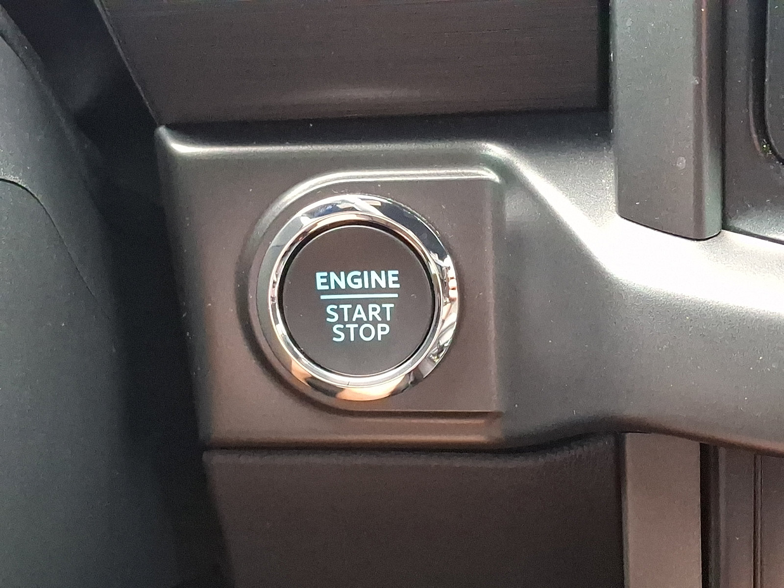 Certified 2024 Ford F150 XLT w/ Equipment Group 302A MID AWD/4WD image 28