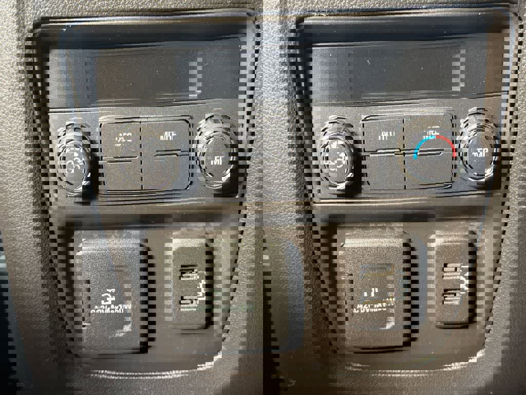 Used 2023 Buick Enclave Essence w/ Experience Buick Package image 20