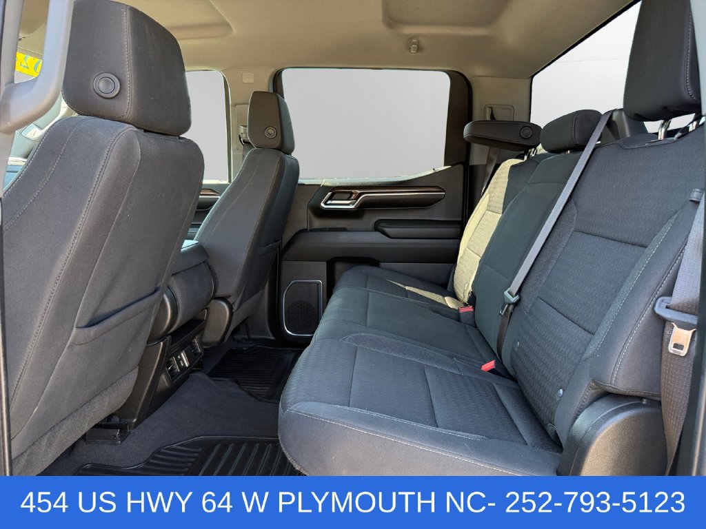 Used 2024 Chevrolet Silverado 1500 LT AWD/4WD image 13