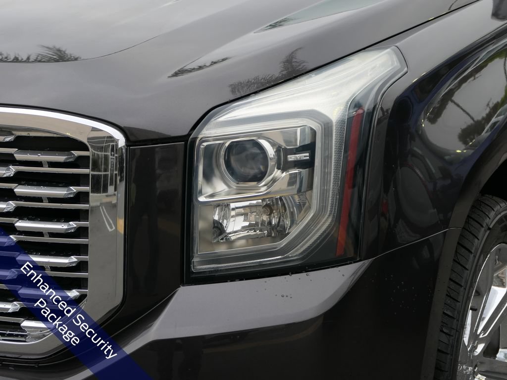 Used 2018 GMC Yukon Denali w/ Denali Ultimate Package AWD/4WD image 10