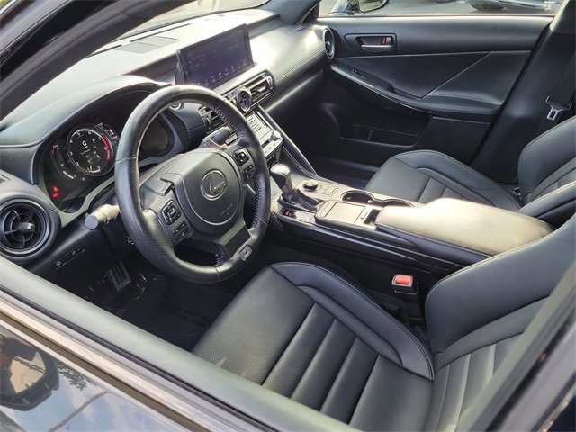 Used 2023 Lexus IS 500 image 9