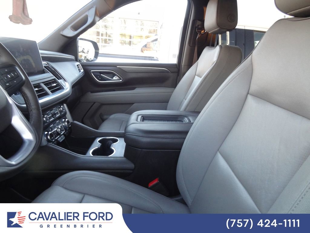 Used 2023 GMC Yukon SLT w/ SLT Luxury Package RWD image 7