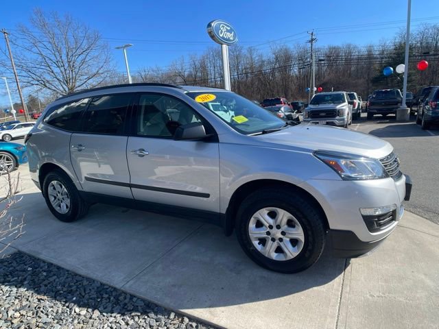 Used 2017 Chevrolet Traverse LS image 8