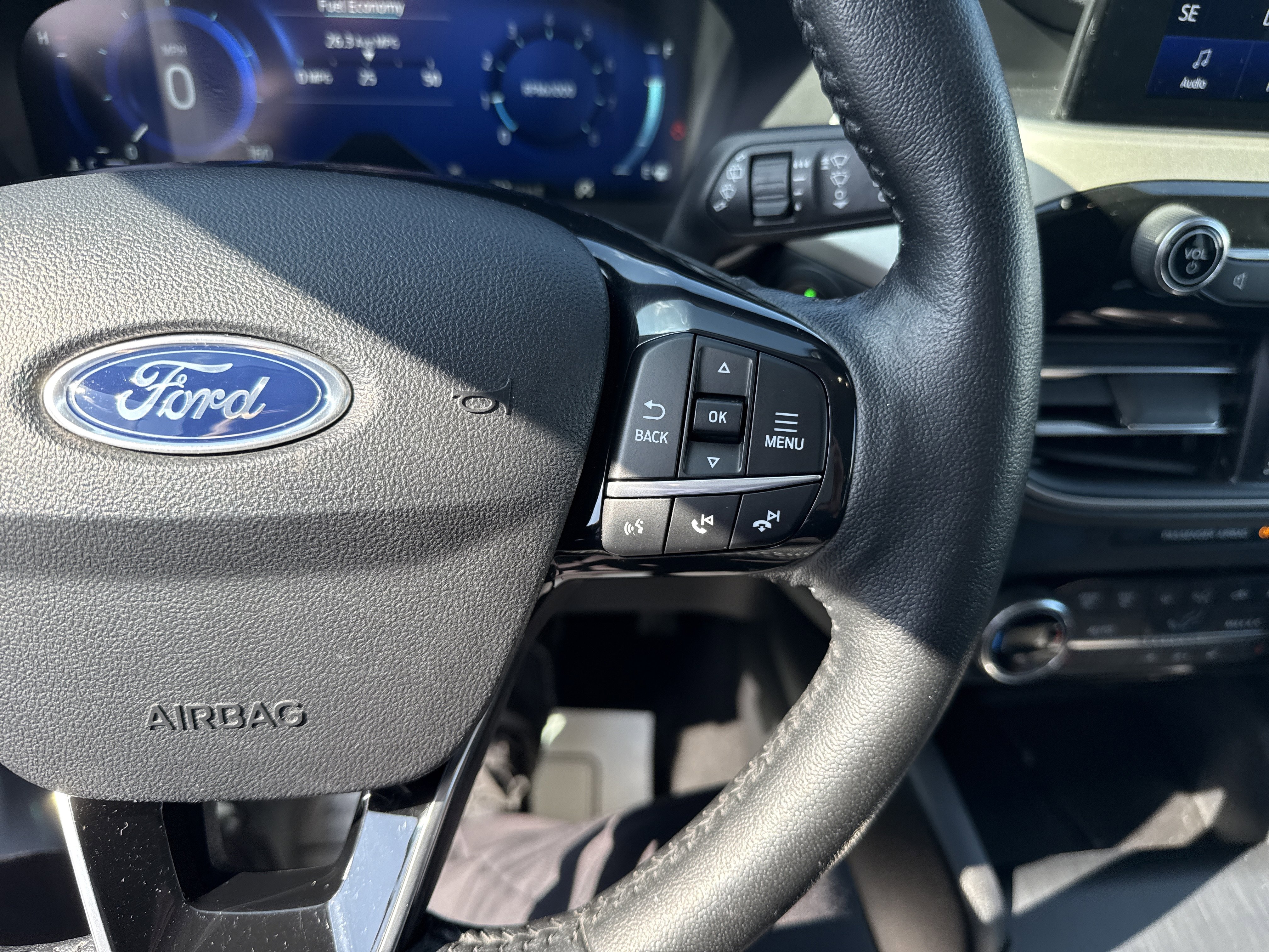 Certified 2021 Ford Escape SEL w/ Technology Package AWD/4WD image 22
