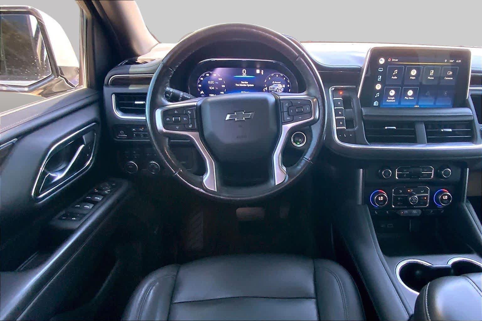 Used 2022 Chevrolet Tahoe Z71 w/ Luxury Package AWD/4WD image 6