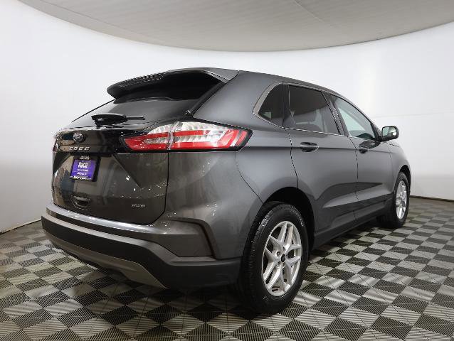Certified 2024 Ford Edge SEL w/ Convenience Package image 4