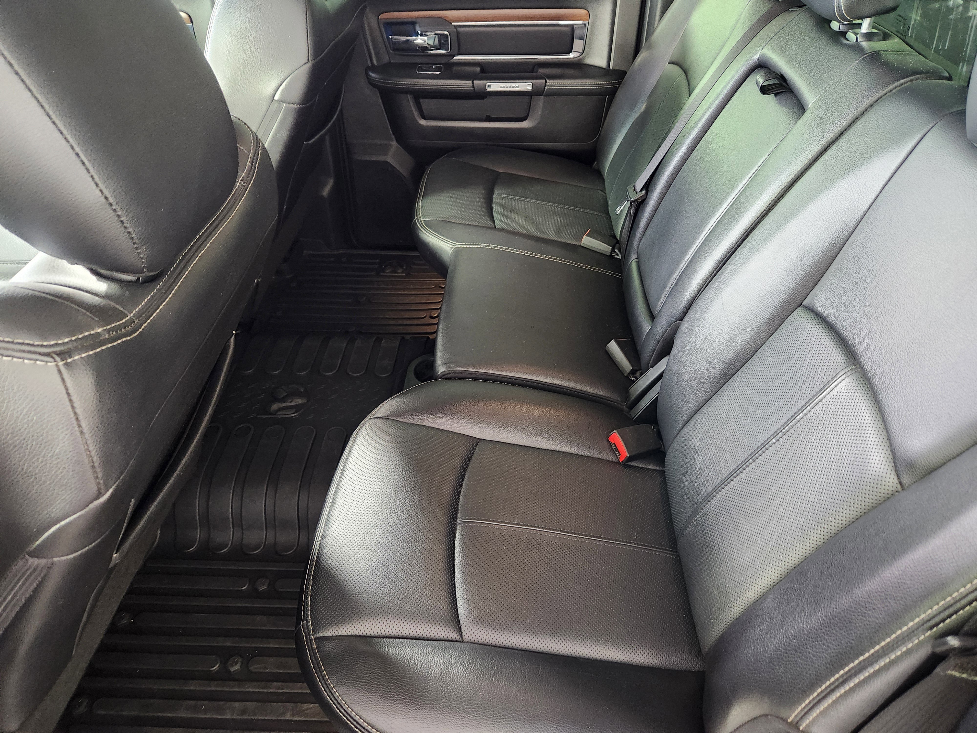 Used 2018 RAM 2500 Laramie image 14