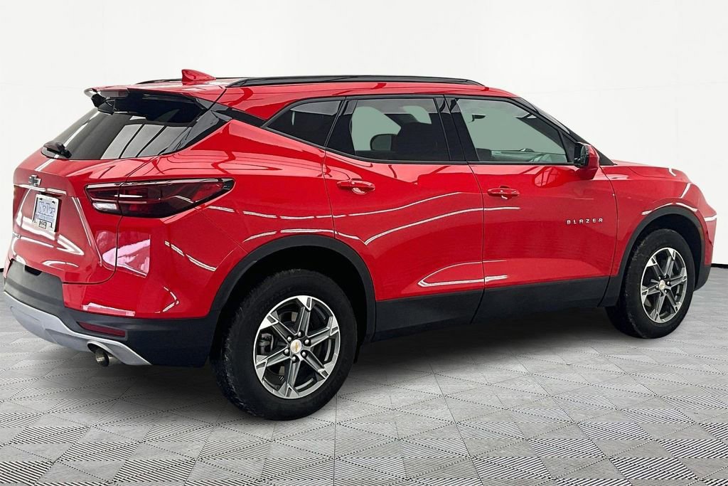 Used 2023 Chevrolet Blazer LT w/ Convenience Package image 4