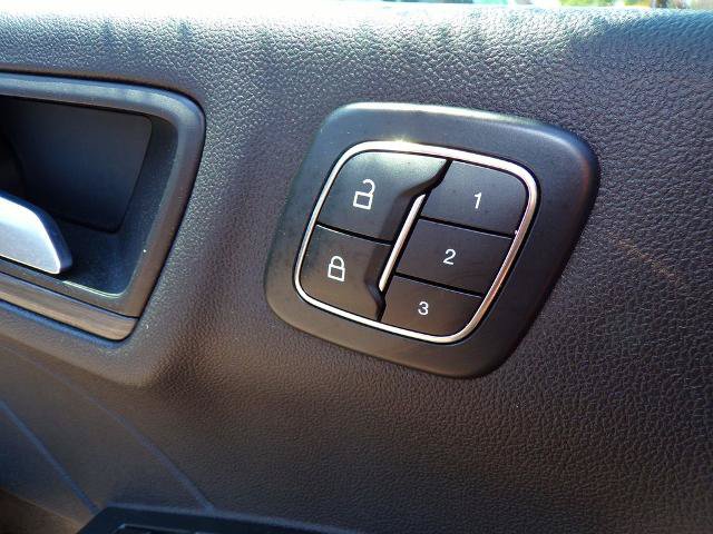 Certified 2024 Ford Escape SE w/ PHEV Premium Package FWD image 18