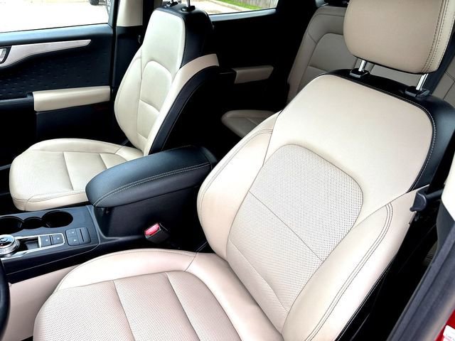 Certified 2020 Ford Escape SEL FWD image 10