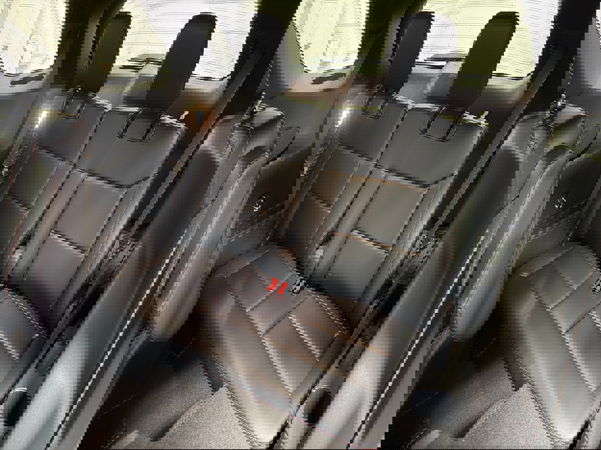 Certified 2025 Ford Explorer ST-Line image 15