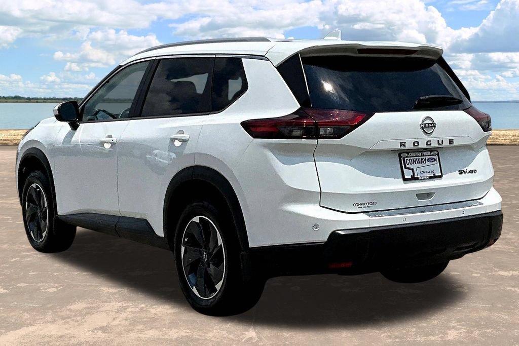 Used 2024 Nissan Rogue SV w/ SV Premium Package AWD/4WD image 5