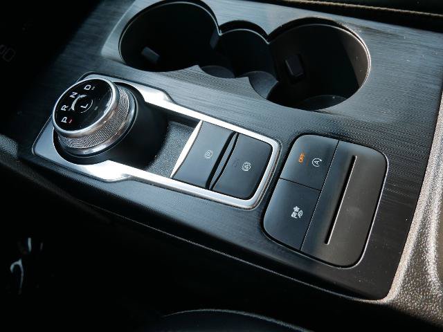 Certified 2025 Ford Escape ST-Line Select AWD/4WD image 24