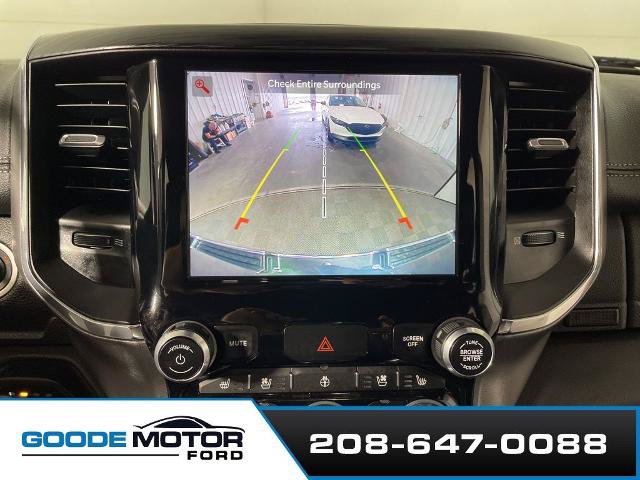 Used 2024 RAM 1500 Laramie w/ Off Road Group AWD/4WD image 17