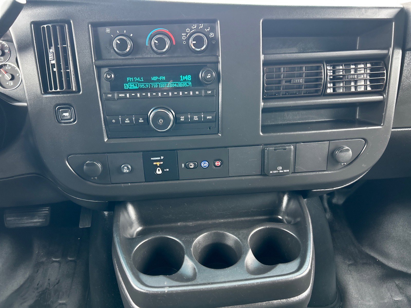 Used 2021 Chevrolet Express 2500 w/ Driver Convenience Package image 22