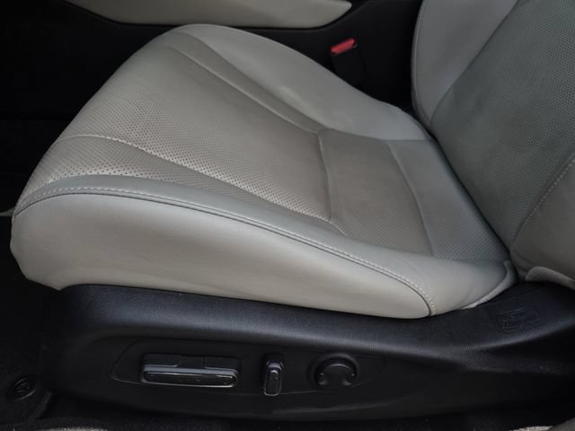 Used 2025 Honda Accord Touring image 17
