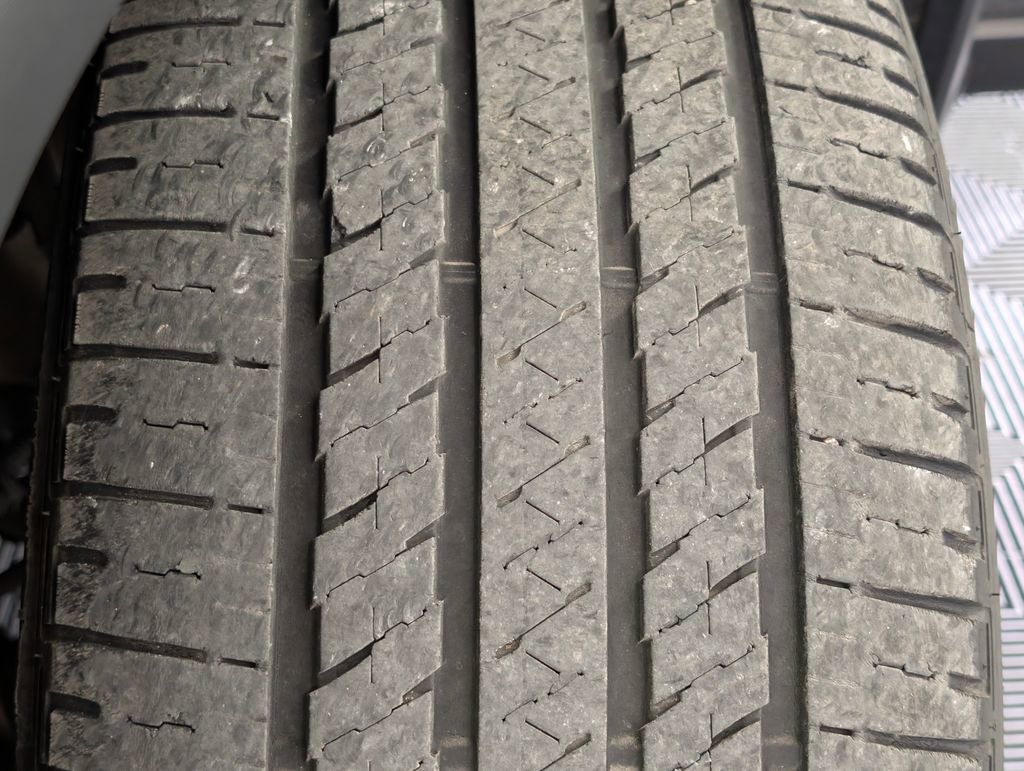 Used 2023 Jeep Grand Cherokee Altitude AWD/4WD image 28