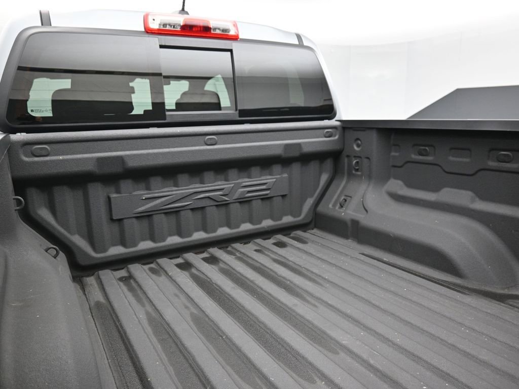 Used 2024 Chevrolet Colorado ZR2 w/ Technology Package image 22
