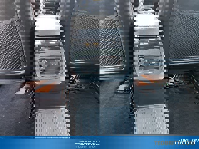 Used 2024 Volvo V60 T8 Polestar image 15