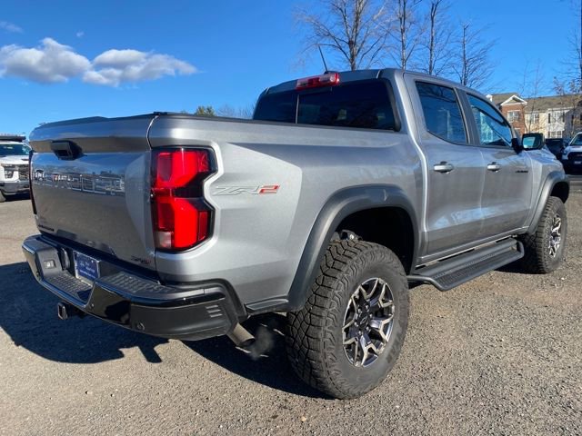 Used 2024 Chevrolet Colorado ZR2 w/ ZR2 Convenience Package III image 7