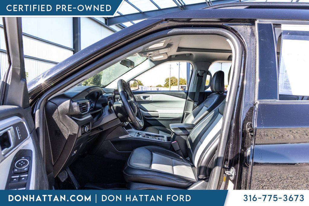 Certified 2023 Ford Explorer XLT w/ Equipment Group 202A AWD/4WD image 4