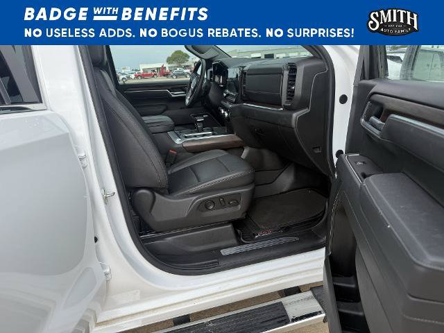 Used 2026 GMC Sierra 1500 SLT AWD/4WD image 18