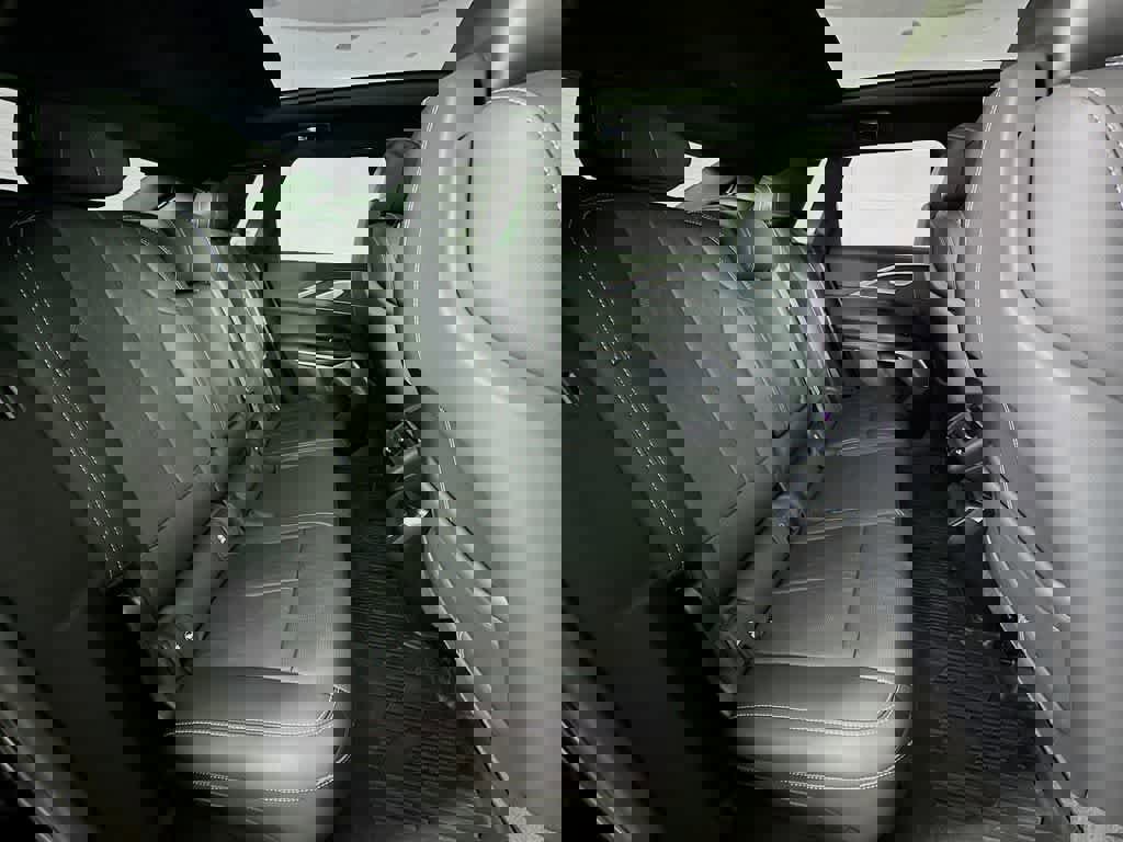 Used 2024 Cadillac Lyriq Luxury w/ LPO, Floor Liner Package image 32