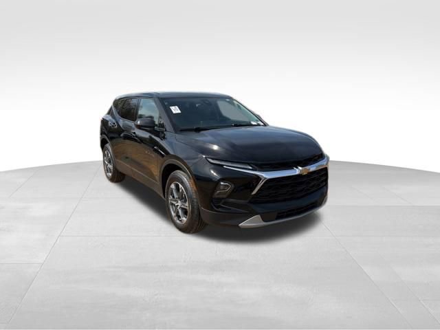 Used 2023 Chevrolet Blazer LT image 7