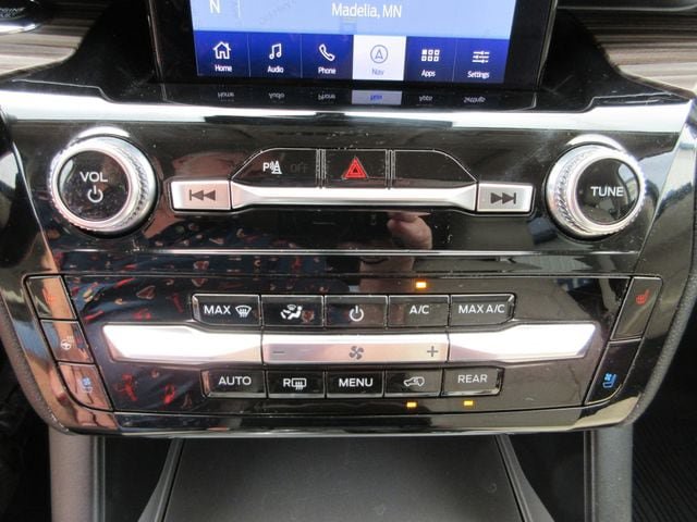 Certified 2023 Ford Explorer Limited w/ Limited Technology Package AWD/4WD image 22