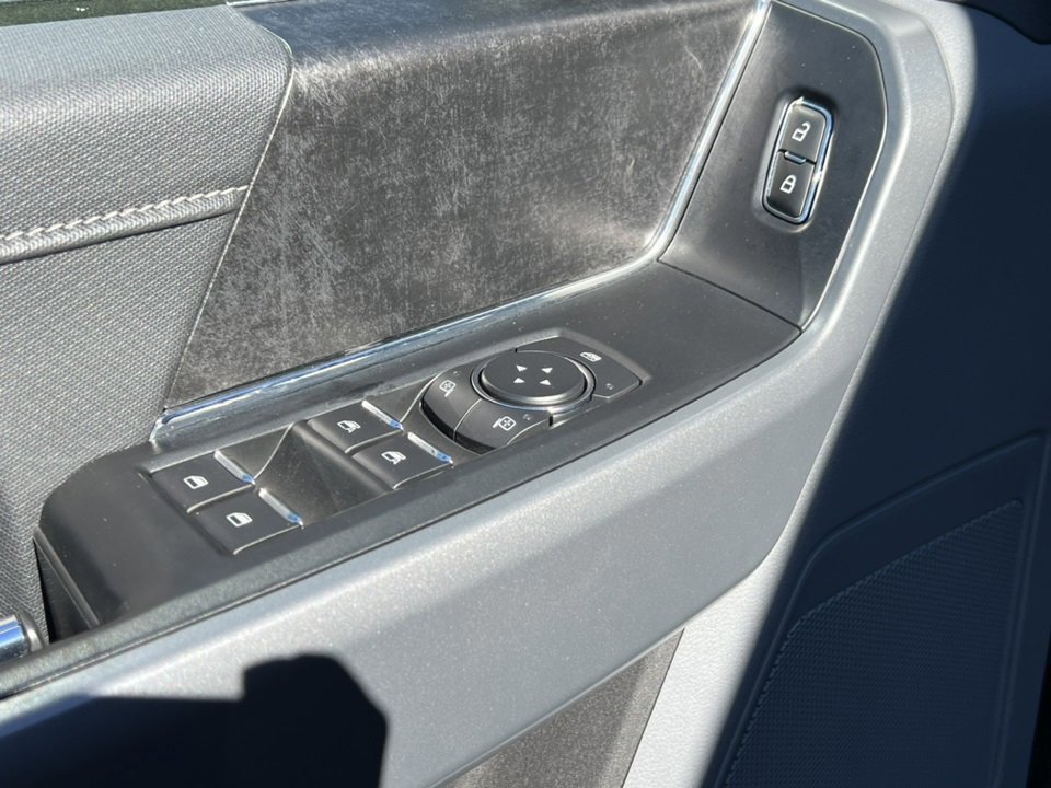 Certified 2022 Ford F150 XLT w/ Equipment Group 302A High image 28