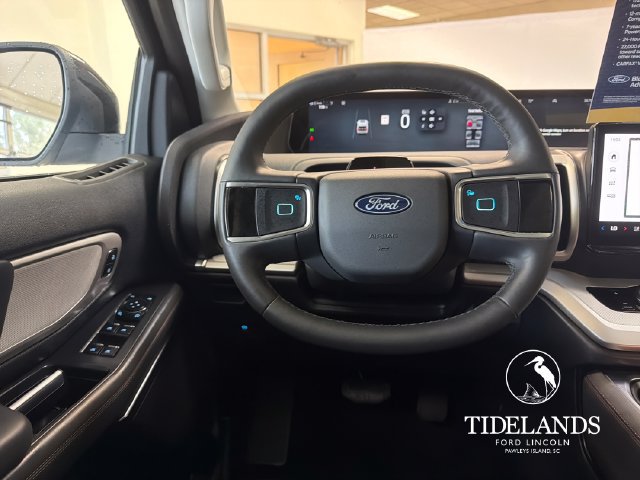 Certified 2025 Ford Expedition Active RWD image 18