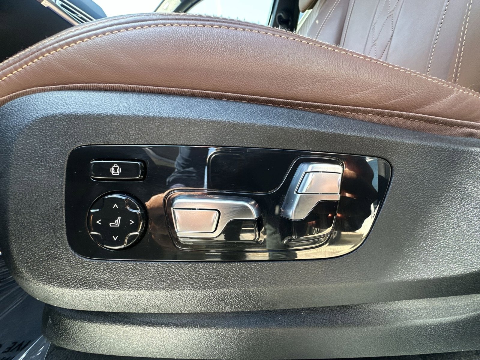 Used 2022 BMW X5 xDrive40i AWD/4WD image 22