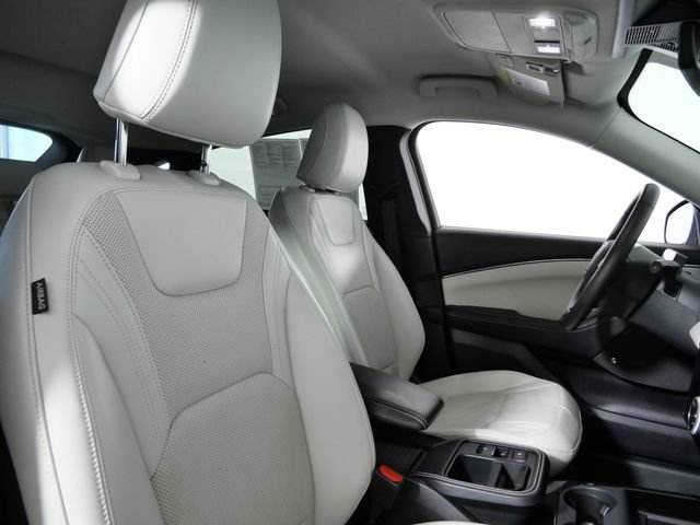 Certified 2025 Ford Mustang Mach-E Premium AWD/4WD image 8