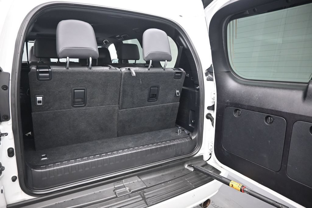 Used 2021 Lexus GX 460 Premium w/ Premium Package AWD/4WD image 9