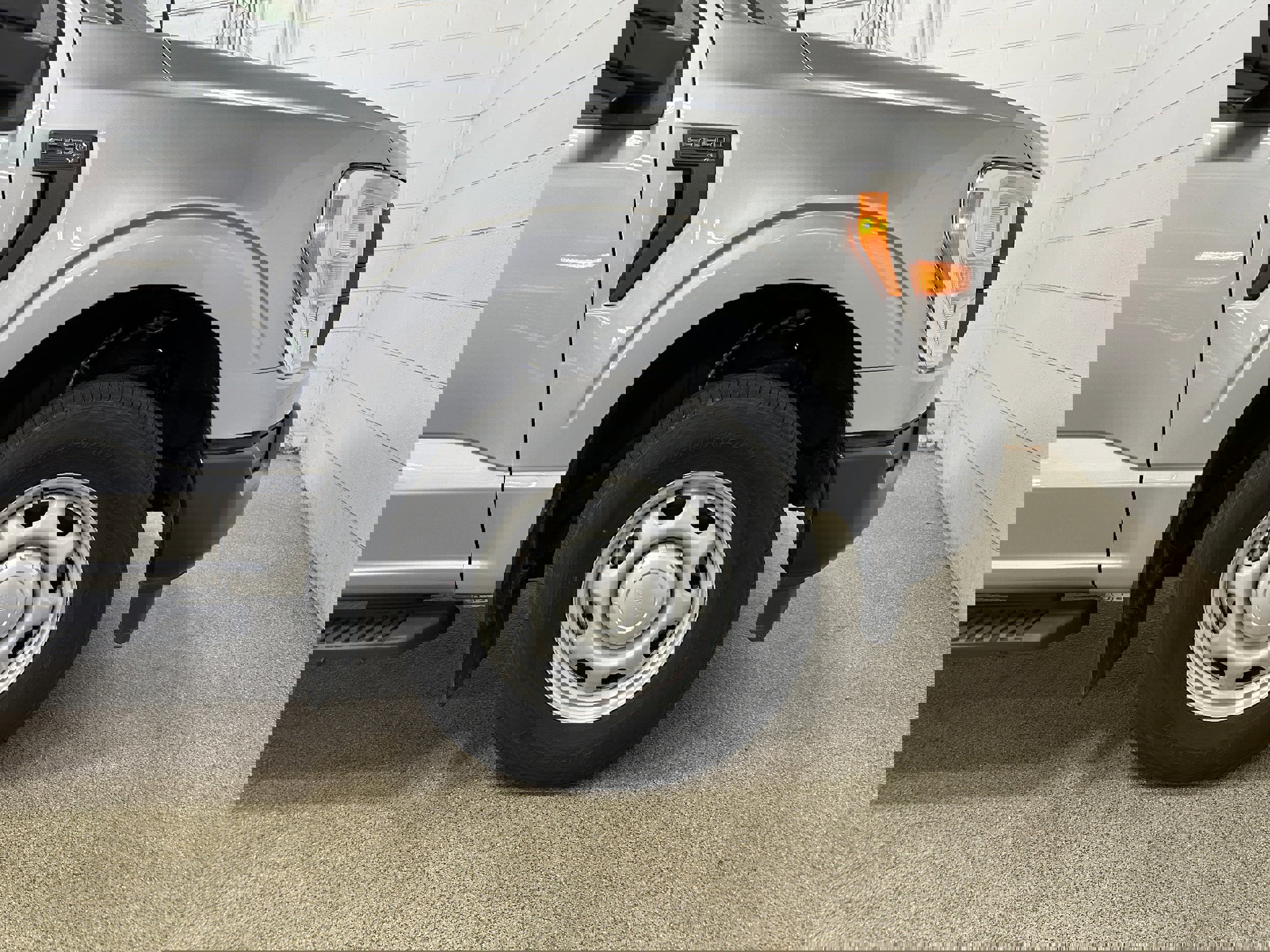 Certified 2022 Ford F150 XL w/ Equipment Group 101A High image 25