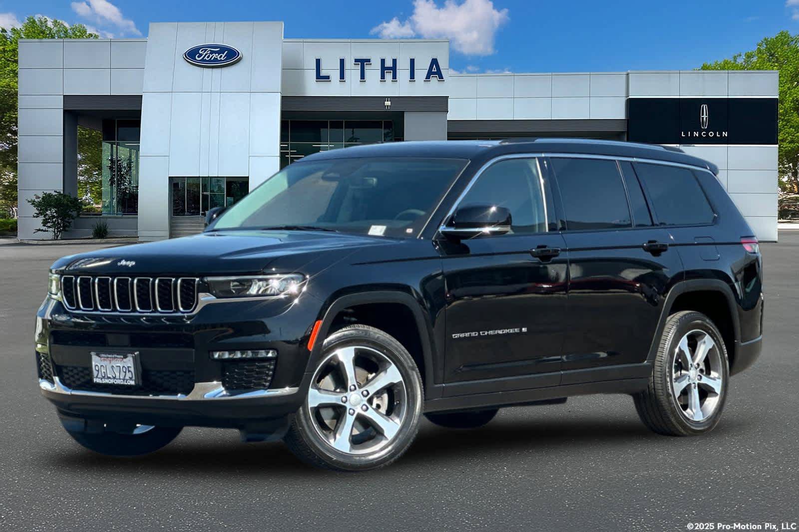 Used 2023 Jeep Grand Cherokee L Limited w/ Luxury Tech Group II AWD/4WD image 1