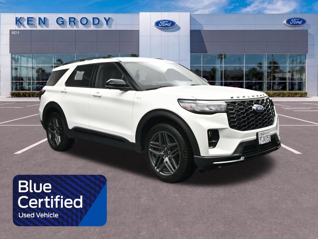 Certified 2025 Ford Explorer ST-Line w/ ST-Line Street Pack